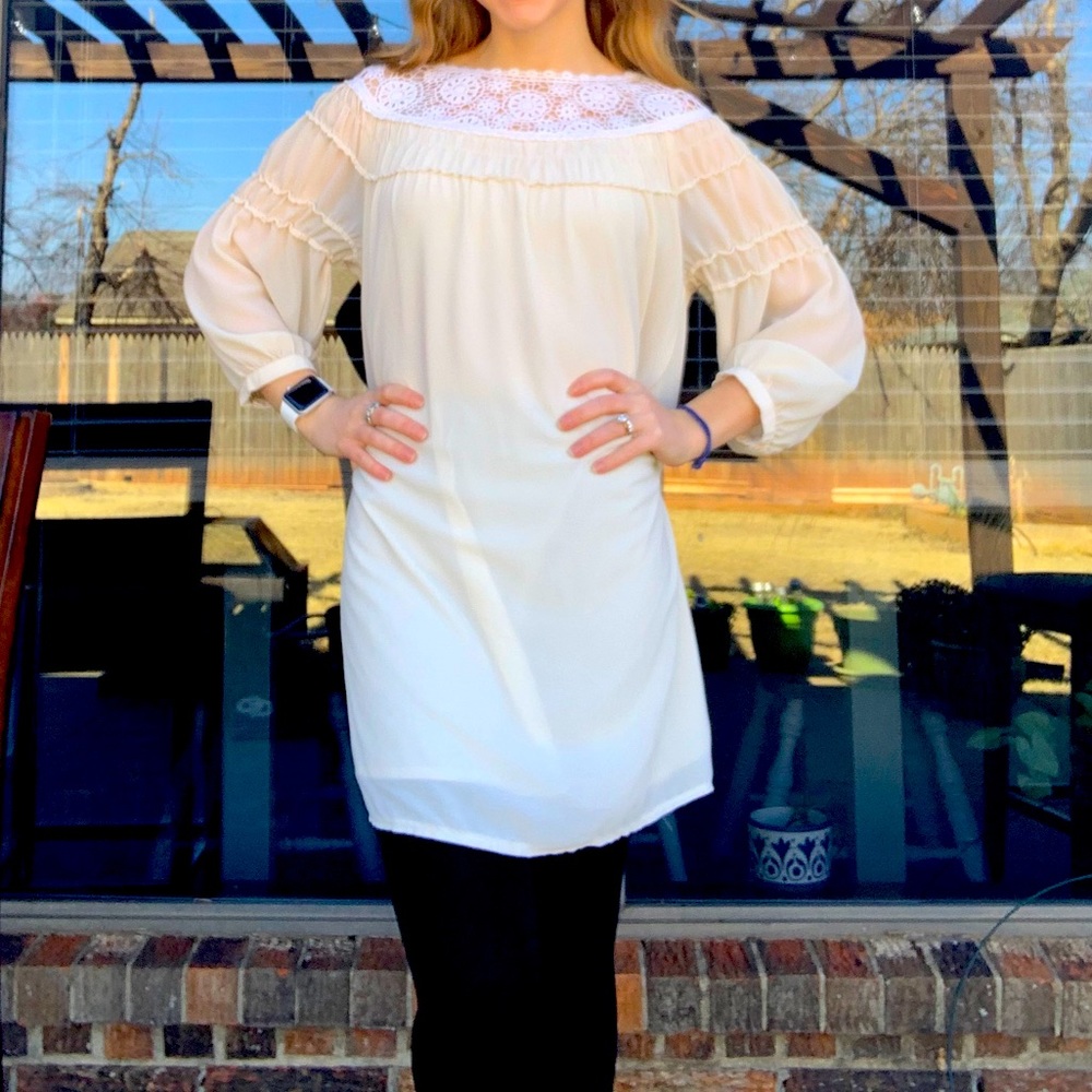 Forever 21 White and Cream Sheath Dress